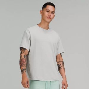 Lululemon Relaxed-Fit Training Short Sleeve Shirt Size Large Seal Grey